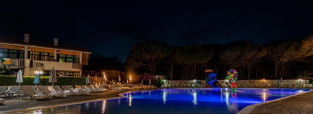 Arcobaleno Village Marina Di Bibbona Exterior foto