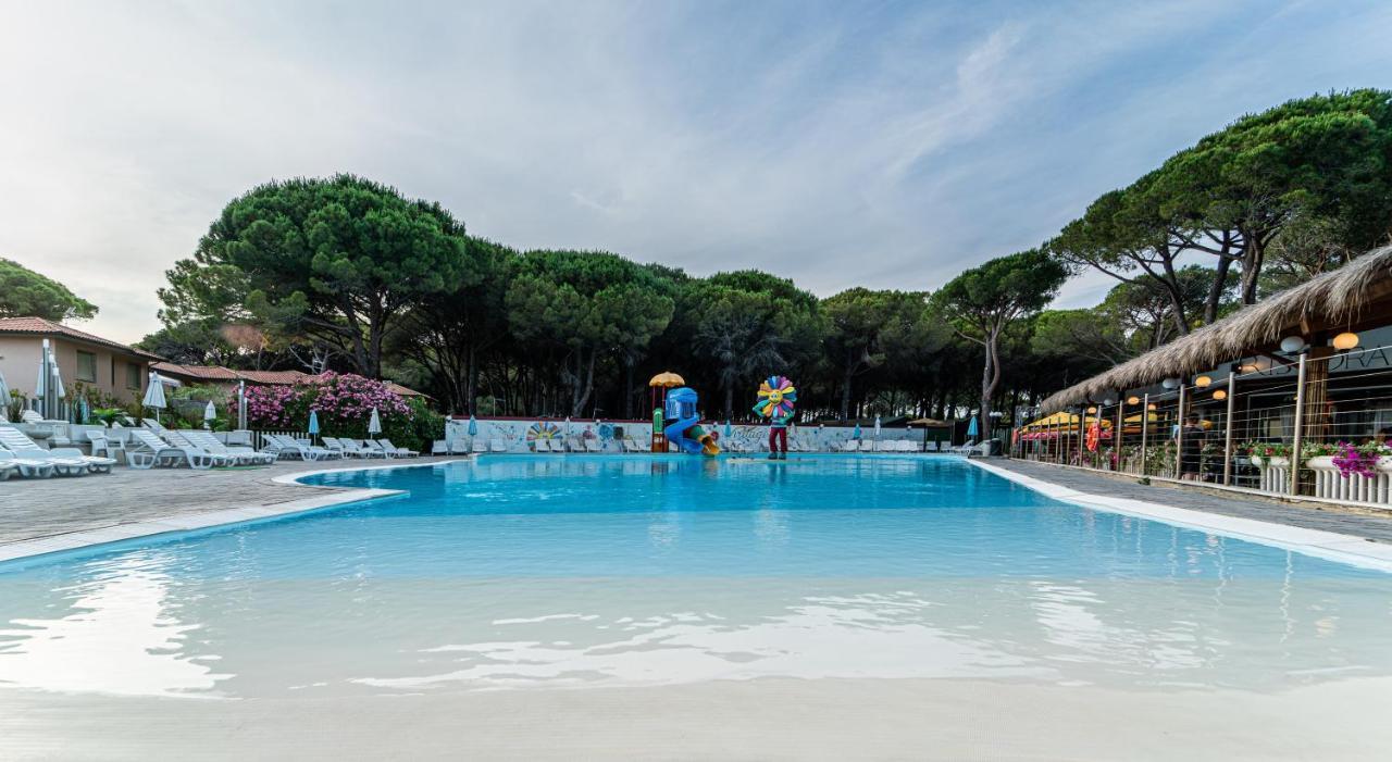 Arcobaleno Village Marina Di Bibbona Exterior foto