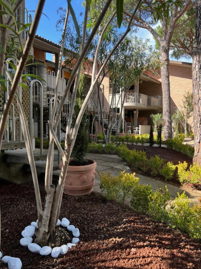 Arcobaleno Village Marina Di Bibbona Exterior foto